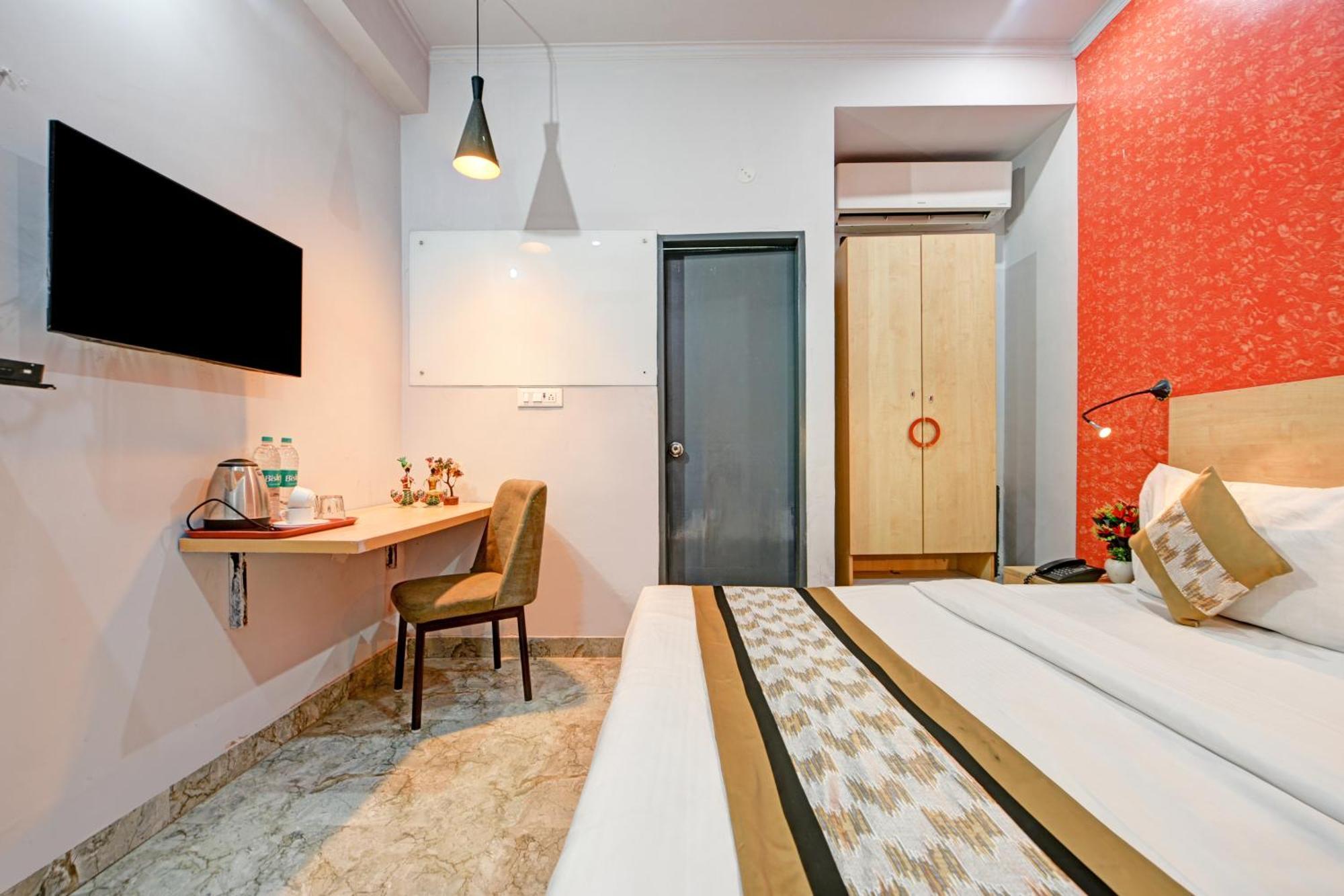 Royal Spark Inn1 - Medicity Gurugram, Near Medanta Hospital Gurgaon Exterior photo