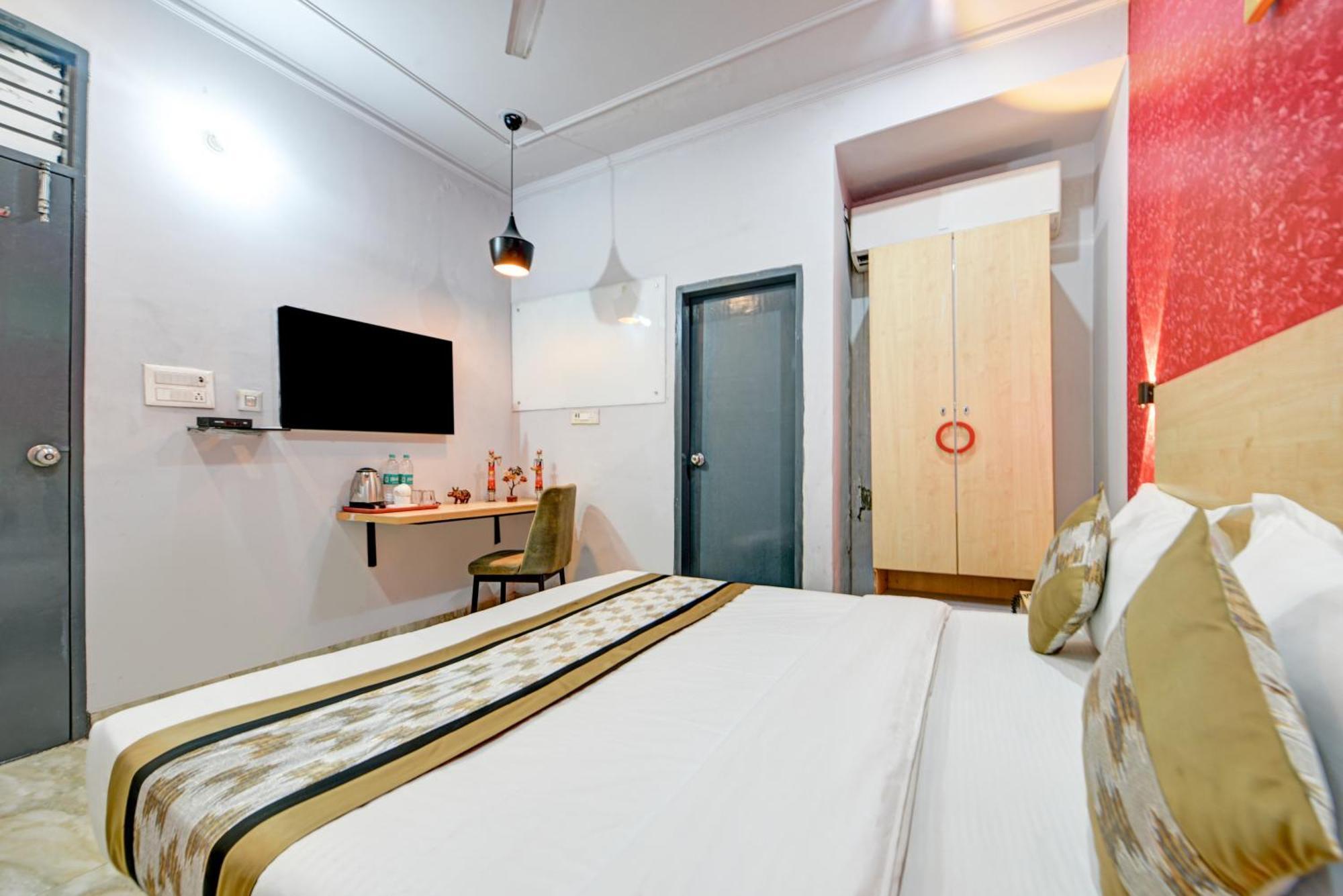 Royal Spark Inn1 - Medicity Gurugram, Near Medanta Hospital Gurgaon Exterior photo