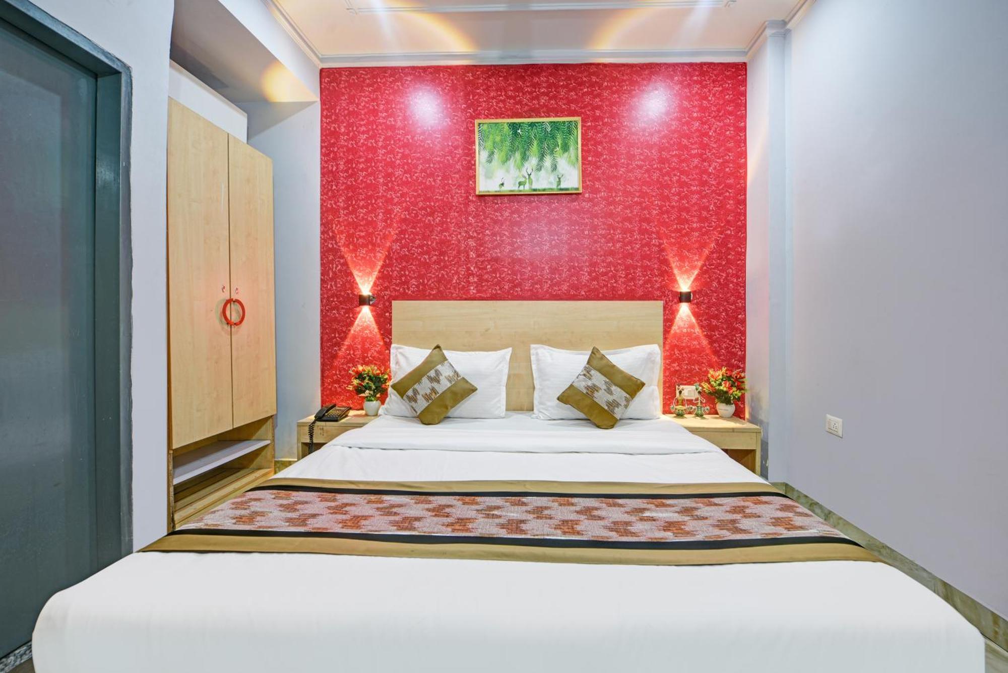 Royal Spark Inn1 - Medicity Gurugram, Near Medanta Hospital Gurgaon Exterior photo